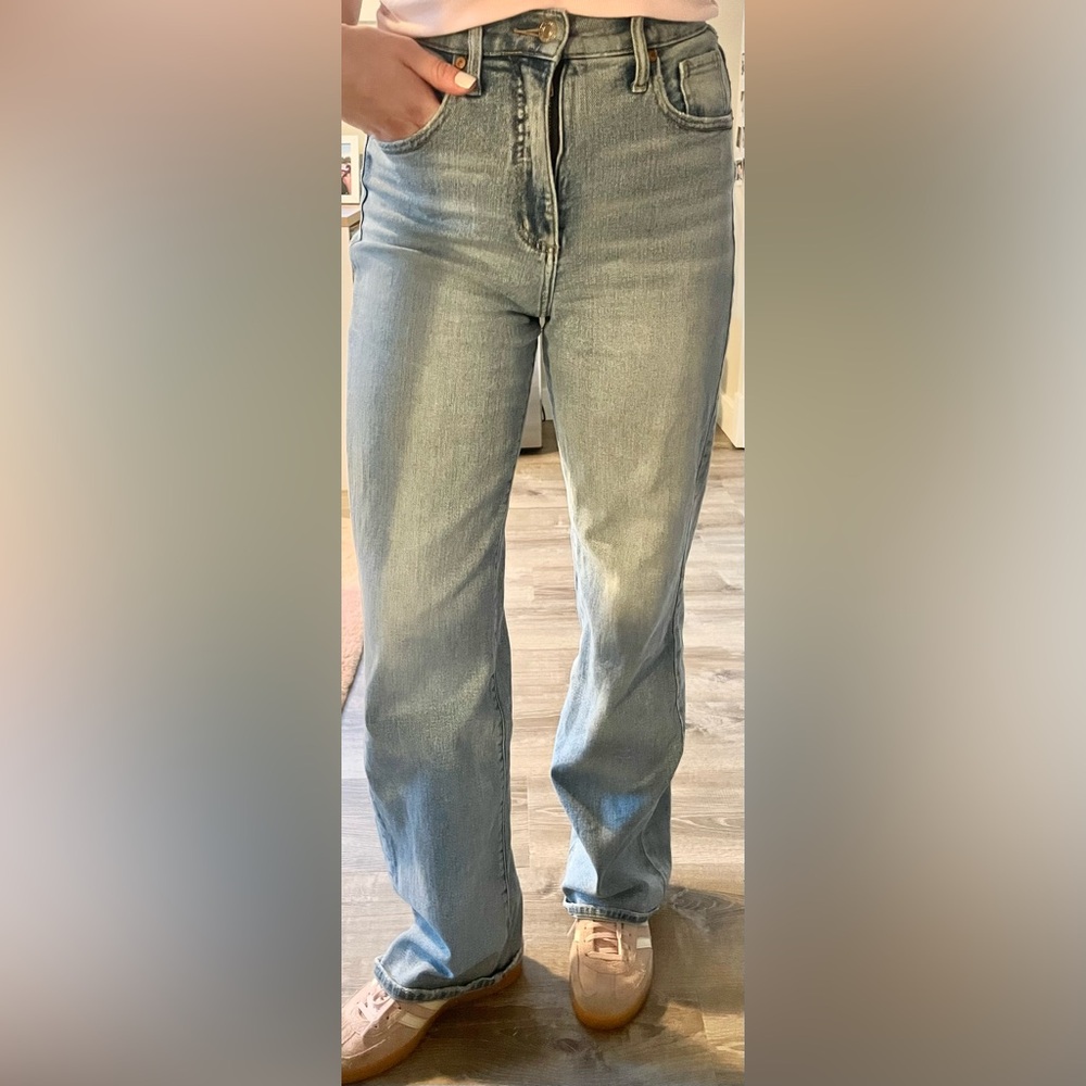 Silver Jeans Co. Highly Desirable High Rise Trouser Leg Jeans